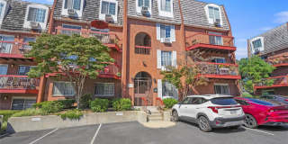 55 N Broadway Gallery 1