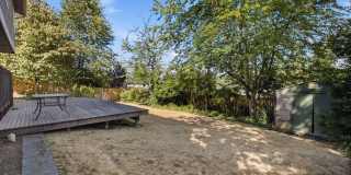 Bellevue Custom Built Home Gallery 31