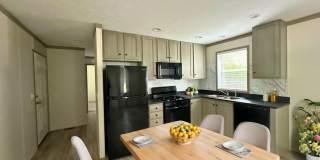 1056 Colonial Trail Gallery 1