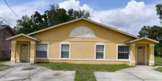 3BR/2BA Sanford Duplex - NO CARPET - STORAGE INCLUDED Gallery 1
