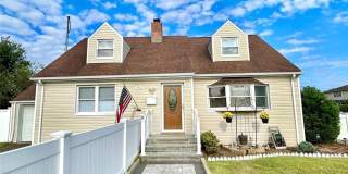 745 S Oyster Bay Road Gallery 1