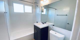 5725-29 Vineland Ave. Gallery 13