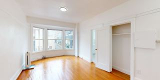 449 O'Farrell Gallery 1