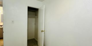 8200 Copper Avenue NE Gallery 34