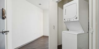 1904 N Milwaukee Ave Gallery 11