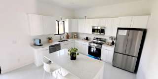 4210 Northwest 24th Terraceclientes@realtymiamigroup.com Gallery 8