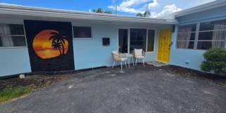 100 SW 17th Street Gallery 8