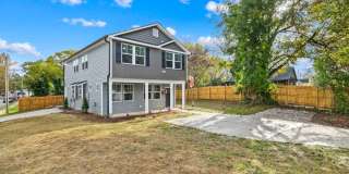 Room in 3 Bedroom Home at Kings Mountain St Gallery 6