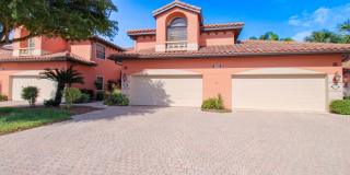 ** THE STRAND COMPLETELY REMODELED GEORGOUS 2/2 GROUND FLOOR COACHHOME SOCIAL MEMBERSHIP WITH GOLF COURSE VIEW FOR SEASON ** Gallery 1