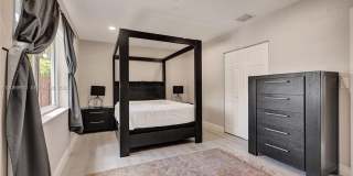 1146 NE 17th Terrace, Fort Lauderdale, FL 33304 - 2428 Gallery 9