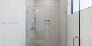 5718 Ashwood Cir W Gallery 88