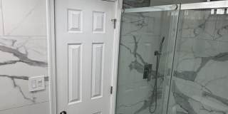 501 Slaters Lane Gallery 22