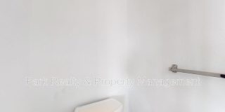 5735 W 2nd Ave Gallery 28