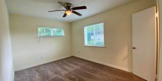 Oak Pointe Gallery 23