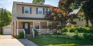 8 Wallinwood Avenue NE 8 Wallinwood Avenue NE Gallery 1