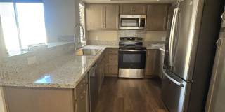 5095 West Kadota Avenue Gallery 3