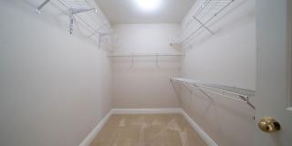 6 Petria Gallery 23