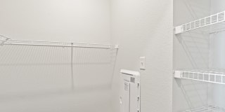757 Grant Gallery 30