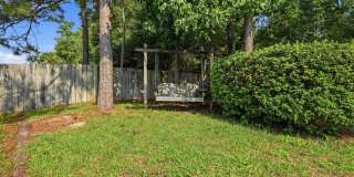 Your Own Backyard Oasis – 3 Bedroom Pool Home in South Crestview! Gallery 50