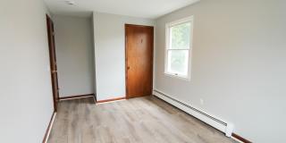 17 Pinehurst Avenue Gallery 18