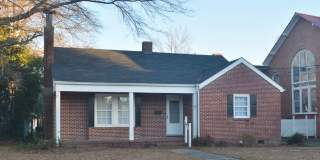 Newly Remodeled 3bed 1.5 Bath Ranch in Downtown Smithfield Gallery 1