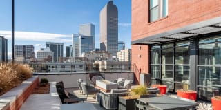 AMLI at Uptown Gallery 16