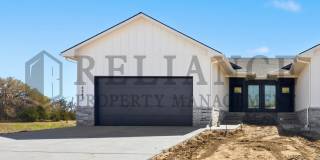 5241 North Pinecrest Court Gallery 1