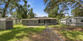Beautifully Renovated 3-Bedroom, 2-Bath Tampa Home in Forest Hills Gallery 21