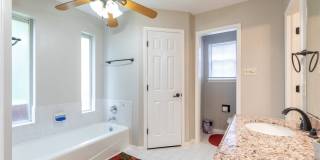 857 Chaucer Drive Gallery 17