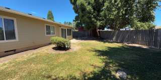 Newly remodeled 3 bedroom 1 bath home!!! Come check it out!! Schedule a tour today. Gallery 21