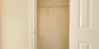 261 Wood Avenue Gallery 5