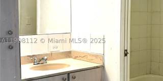 16909 N Bay Rd Gallery 25
