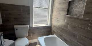 Fully Remodeled 4/5 Bedroom, 2 Bath Home Townhome in desirable West End Lancaster Gallery 4