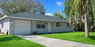 Beautifully Remodeled Lakefront Home – Move-In Ready! Gallery 1