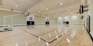 Ferrante Ferrante Gallery 52