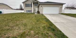 Available in MARCH. Spacious Single Family - Remodeled- Home with big yard in great location Gallery 1