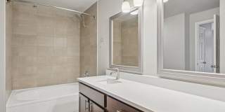 Carrara at Cole Gallery 10