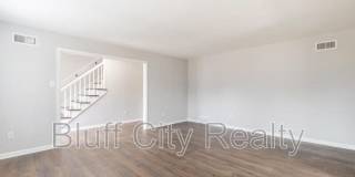 2329 Glencliff St Gallery 6
