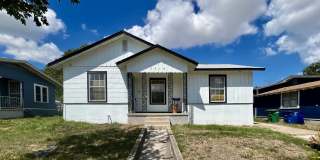 2319 Burnet St Gallery 29