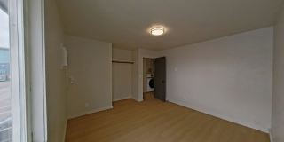 University Manor - Newly Renovated Units just a short walk from Campus! Gallery 175