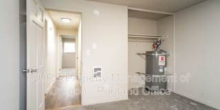 18411 E Burnside St Gallery 10