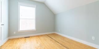 302 S College Avenue Gallery 12