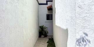 6035 BANDOLERO Drive unit: C Gallery 52