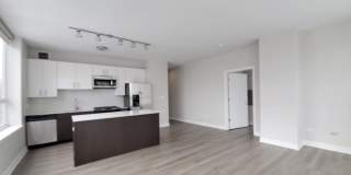 814 W Adams Gallery 2