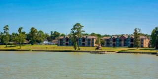 Lake Forest Gallery 16