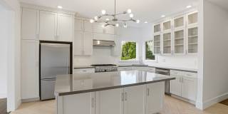 2930 Washington Street Gallery 1