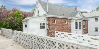 2389 3rd Street Gallery 47