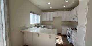 Fully Renovated and Move-In Ready Gallery 12