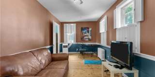 26 Perry Street Gallery 8