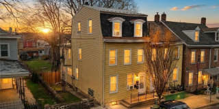 1113 Ferry Street unit: 3 Gallery 1